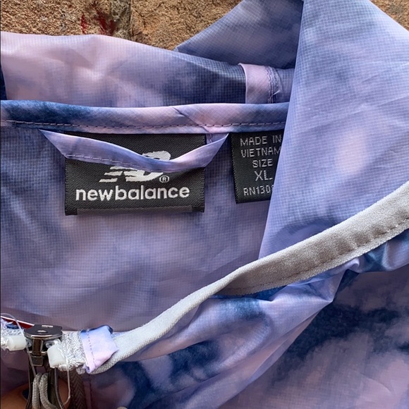 NWT rain/wind jacket - Picture 2 of 5